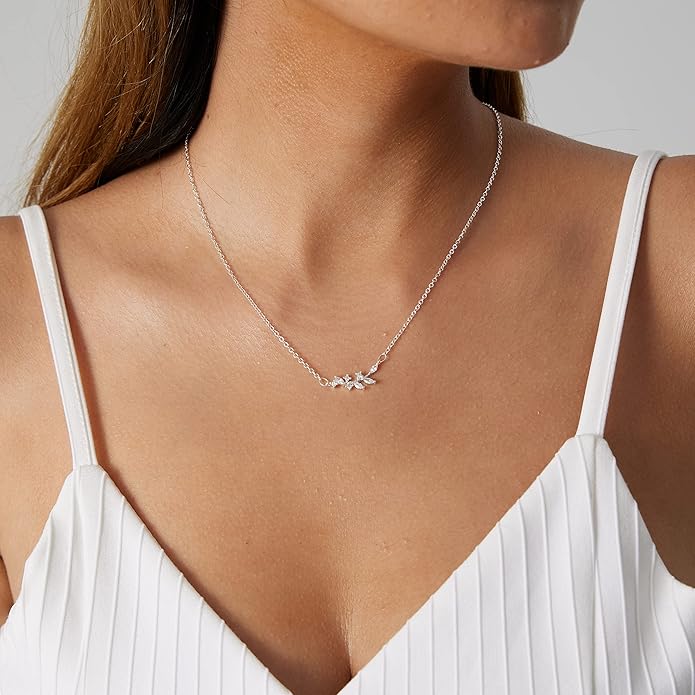 MIDEEO 14K Gold Leaf Pendant Necklaces for Women Dainty Sun Coin Choker Medallion Moon Star Necklace Minimalist Jewelry