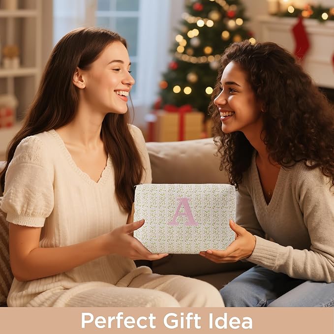 HBselect Initial Quilted Makeup Bag, Pink Cosmetic Travel Toiletry Bag, Flowers Coquette Zipper Make Up Pouch Organizer Teen Girl Gift Trendy Stuff V