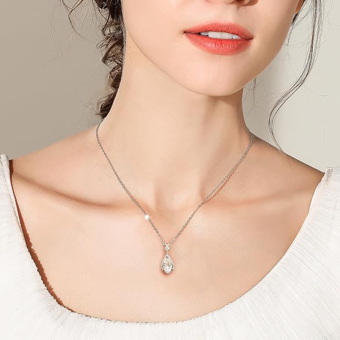 Moissanite 925 Sterling Silver Pendant Necklace 0.5-1 Carat Round Pear Cut, Dainty Elegent D Color Dancing Style with Bead Adjustable Chain Necklace for Women