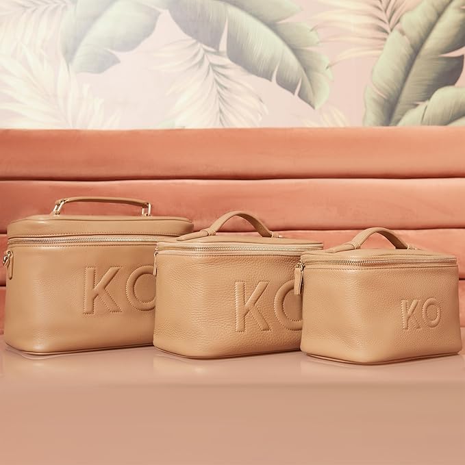 Leatherology Camel Small Train Case – Full-Grain Leather Travel Cosmetic Bag with Water-Resistant Lining, Zippered & Open Pockets, Compact Beauty Organizer