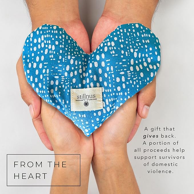 Weighted Heart Eye Pillow with Organic Lavender & Flaxseed – Relaxation Gift for Women, Meditation Tool, Mindful Rest, Cooling Eye Mask, Wellness Self-Care Kit
