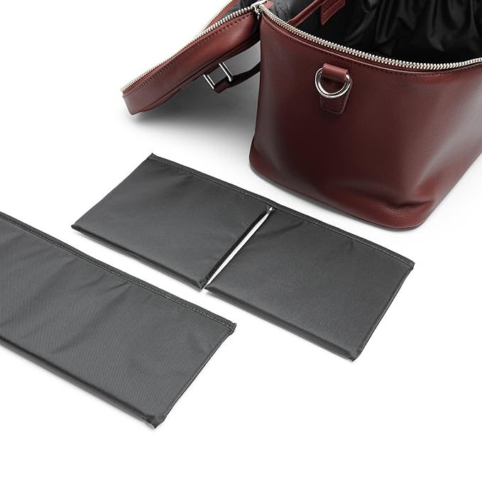 Leatherology Bordeaux XL Train Case – Full-Grain Leather Cosmetic Organizer with Spacious Interior, Removable Dividers, Water-Resistant Lining & D-Rings for Strap