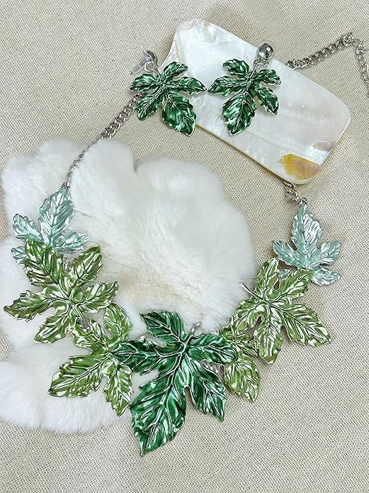 Chunky Leaf Floral Statement Necklace Earring Set Vintage Boho Statement Jewelry Set Drama Bib Collar Jewelry Set for Women Fashion Prom Party Costume Jewelry
